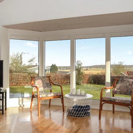 Four-Bedroom Holiday Home In Haderslev * Diernæs