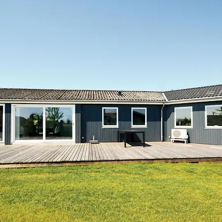 Four-Bedroom Holiday Home In Haderslev *